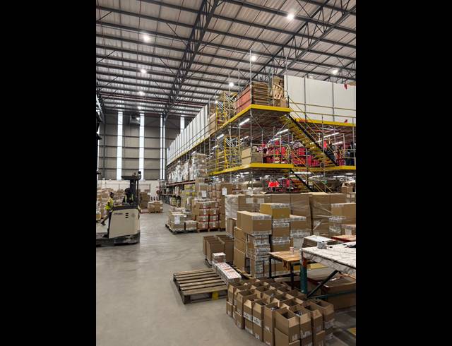 8,176M² WAREHOUSE TO LET IN EPPING INDUSTRIAL